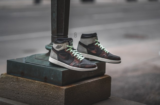 Air Jordan 1 “Rust Shadow” (Patina) Review – Sean Go