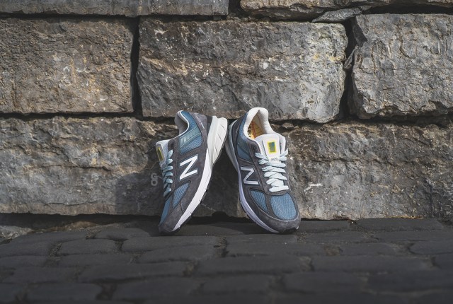 Beams SSZ x Akio Hasegawa x New Balance 990 V5 “Grey / Blue 